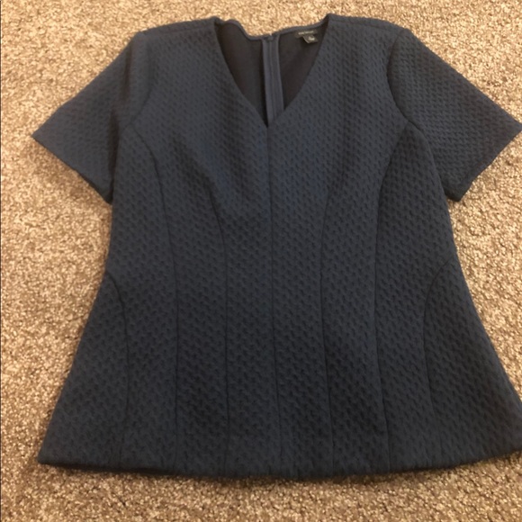 ANN TAYLOR Navy top - Picture 2 of 4
